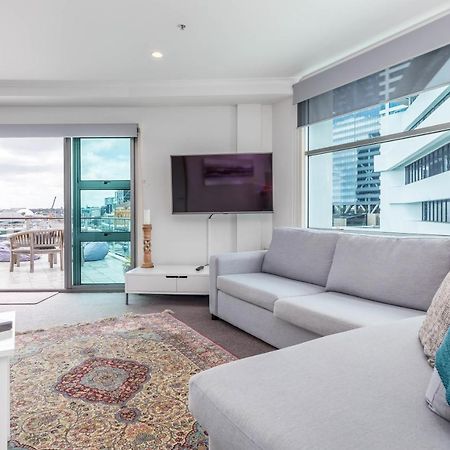 Stunning Waterfront Location With Huge Balcony! Apartment Auckland Ngoại thất bức ảnh