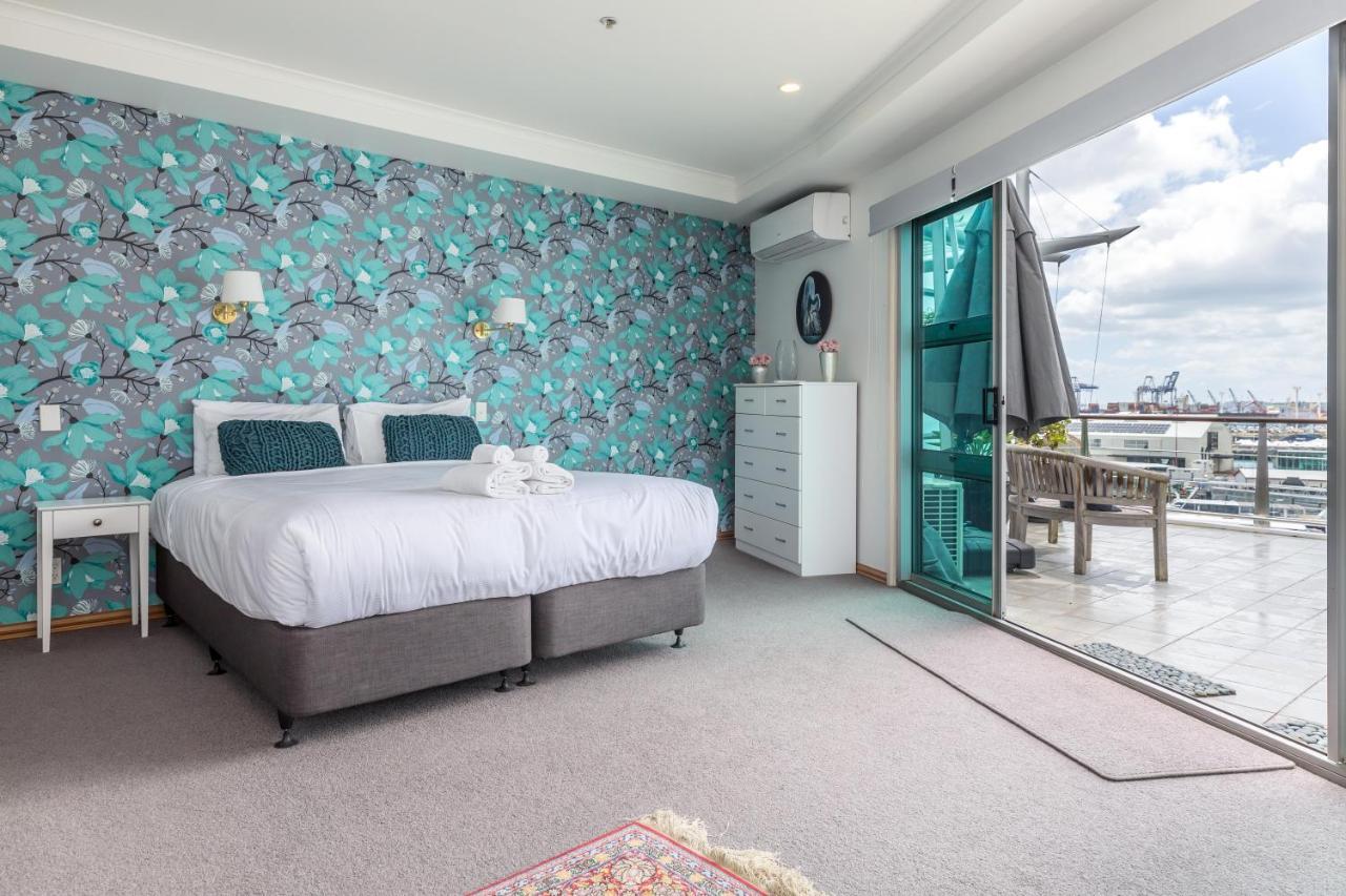 Stunning Waterfront Location With Huge Balcony! Apartment Auckland Ngoại thất bức ảnh