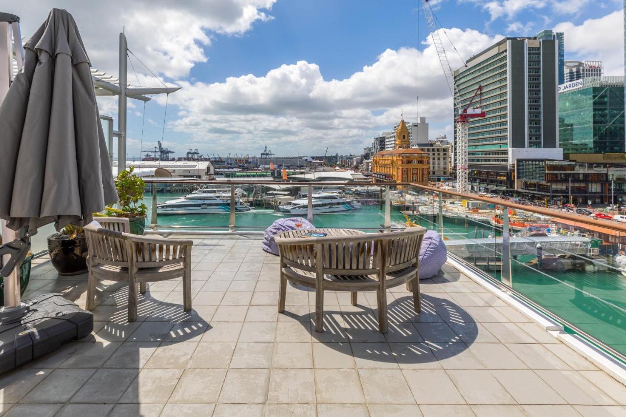 Stunning Waterfront Location With Huge Balcony! Apartment Auckland Ngoại thất bức ảnh